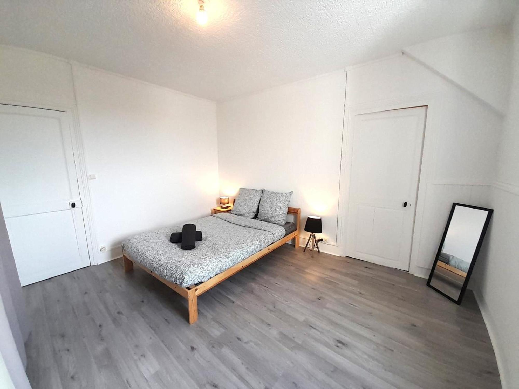 Apartment 5 Bel Apart-1chb-4pers-wifi-gare Vierzon